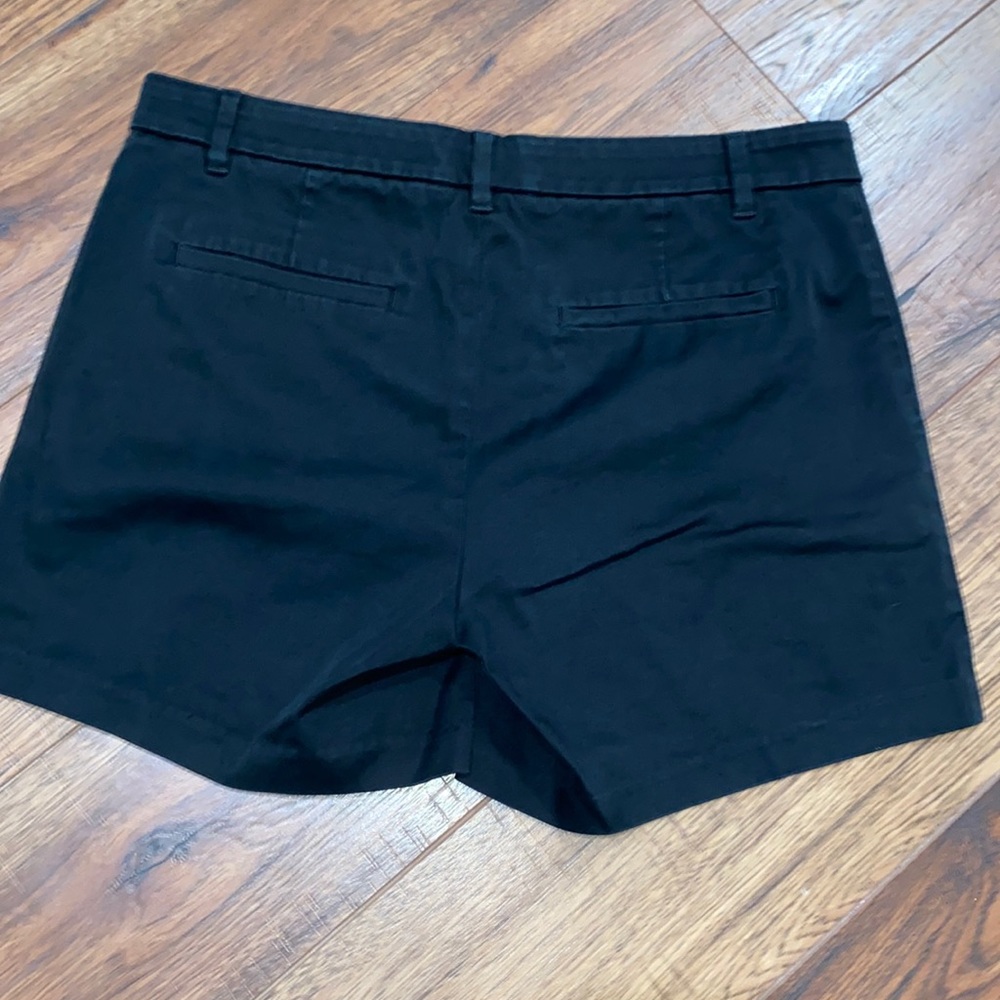 Size 6 Banana Republic Black Shorts. Super Nice Condition
